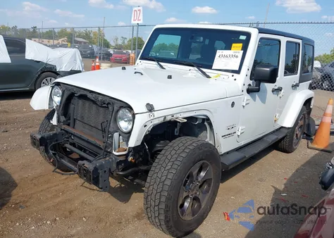 2016 Jeep Wrangler Unlimited Sahara z USA, uszkodzony, nr VIN 1C4BJWEG5GL311687